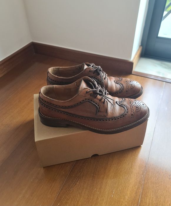 Sapatos Romeu José Carlos Guimarães