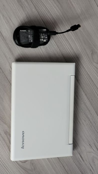 Lenovo IdeaPad S210 Touch