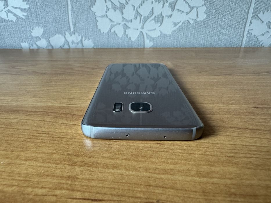 Smartfon SAMSUNG Galaxy S7