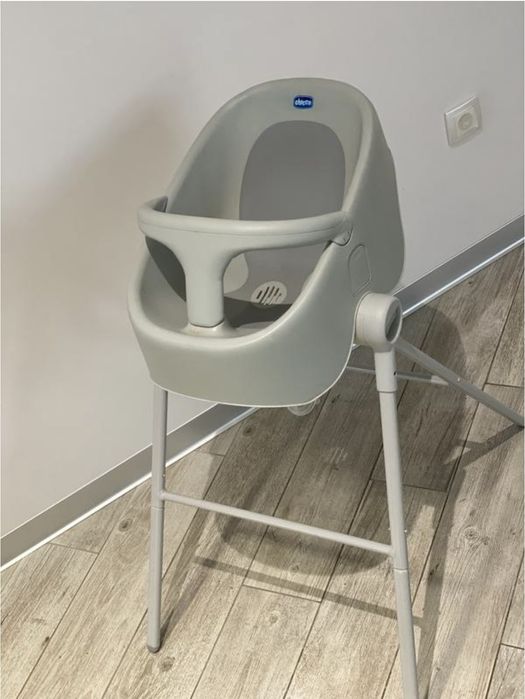 Годувальне крісло