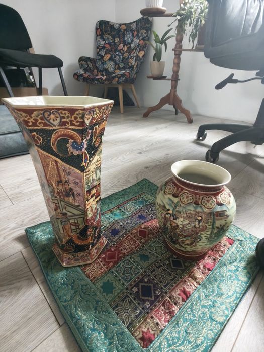 Piękne wazony chińskie - Porcelana Malowana Ręcznie - Komplet 2 szt.