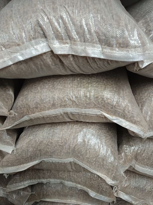 Sprzedam pellet worki po 25 kg