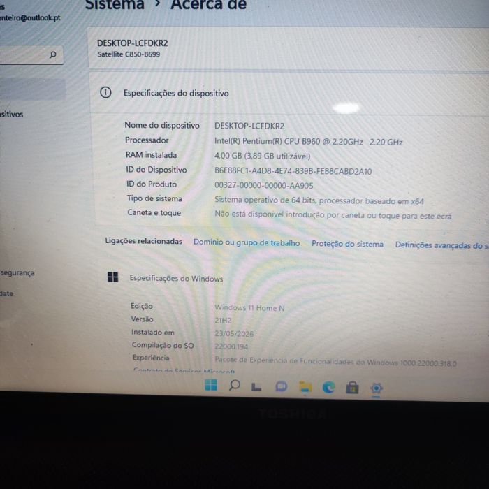 Portátil Toshiba Com carregador