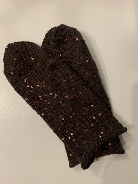 Вязаные рукавицы