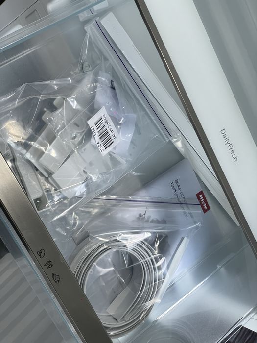 Вбудований Холодильник Miele KFN 7734 D | Стан ідеал | Germany |