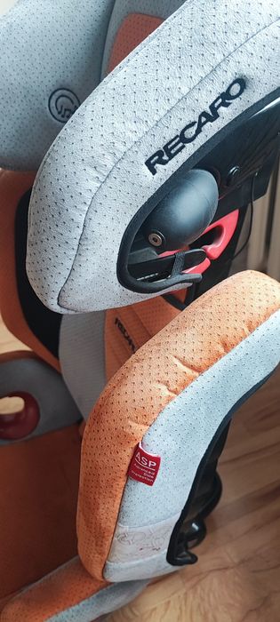 Fotelik samochodowy dziecięcy Recaro Monza 15-36 kg