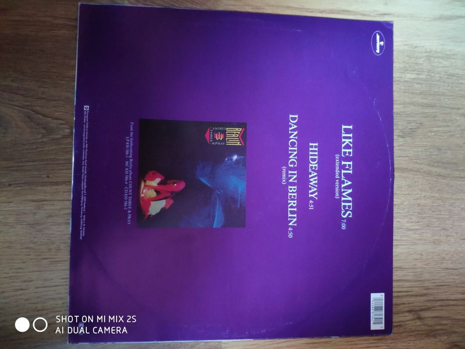 Berlin-like flames maxi winyl