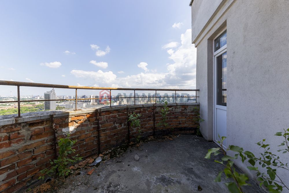 Продаж 2-рівневої 6-кімнатної квартири | Солом’янський район