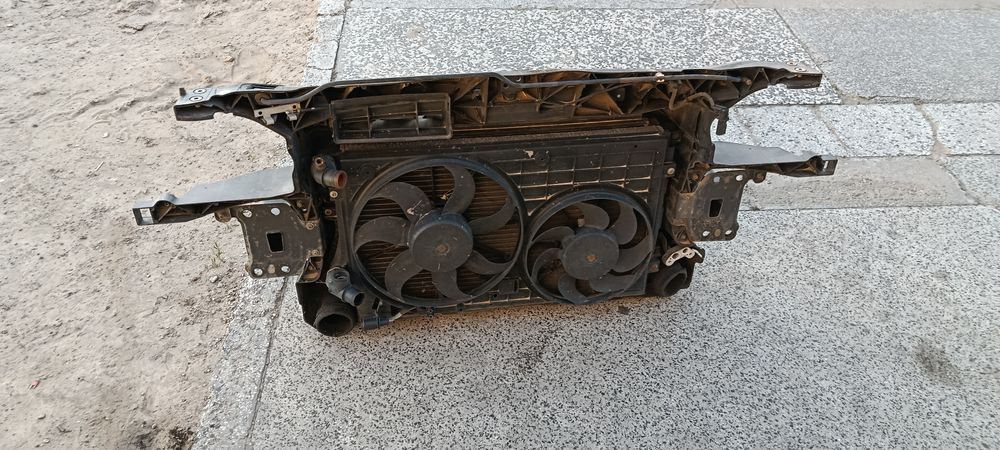 Altea Leon II Toledo III 1.6 MPI 1.6 1.9 TDI  2.0 FSI pas przedni KOMPLETNY