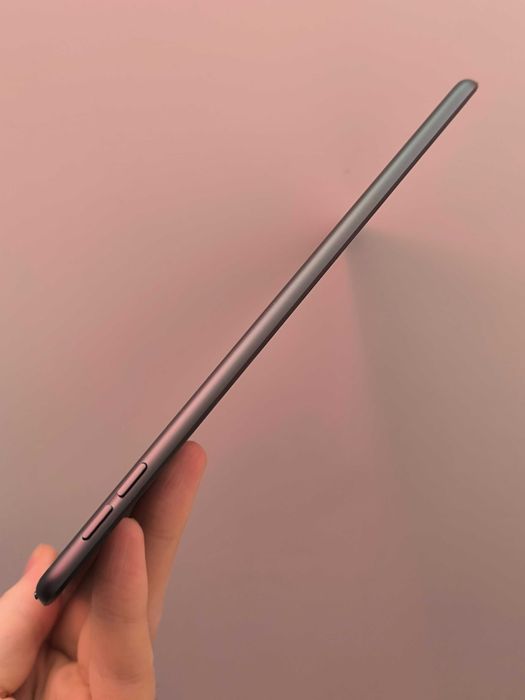 Apple iPad Mini 5 256 ГБ Wi-Fi