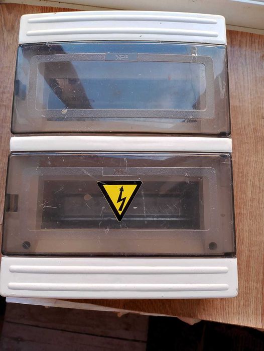 Щиток розподільчий ETI