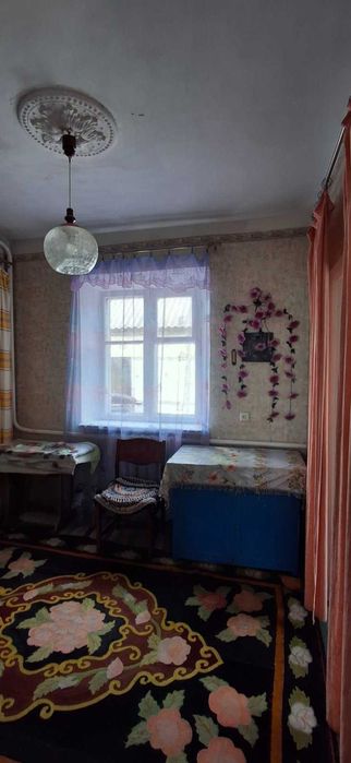 Продам будинок.  Українка, центр . Сертифікат