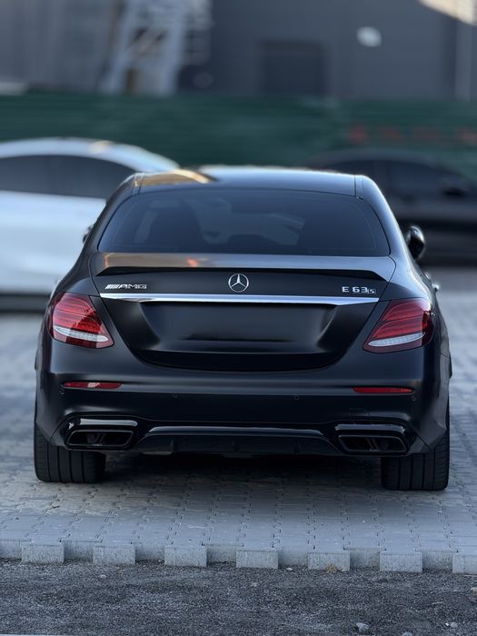 Гарно сфотографую ваш автомобіль