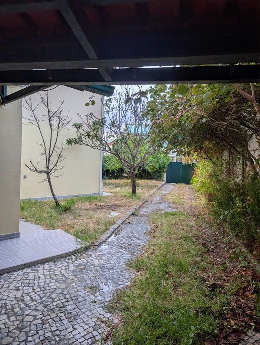 Quartos em Almada
