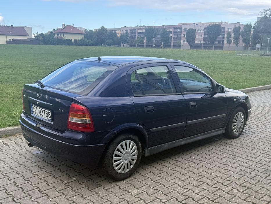 Opel Astra 2001 r 1.6 benzyna