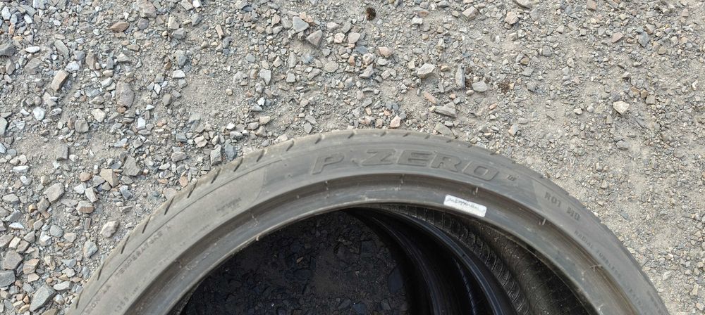 Sprzedam opony 235x35x19