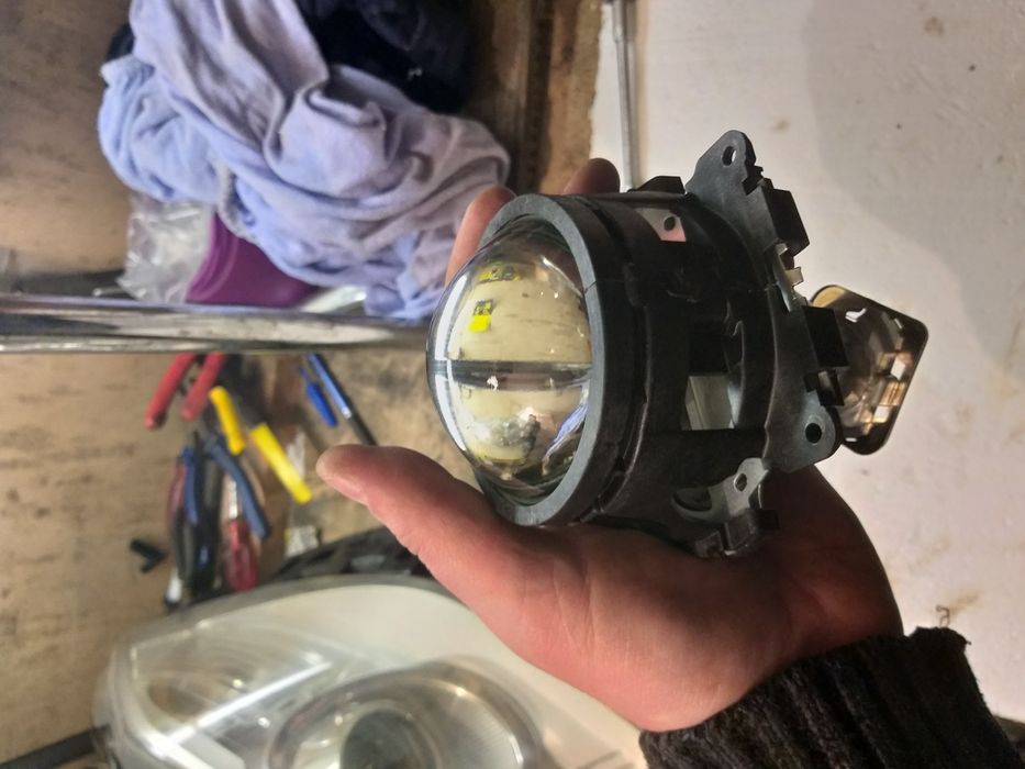 Фари - Відновлення фар Ближнє світло рено меган 2