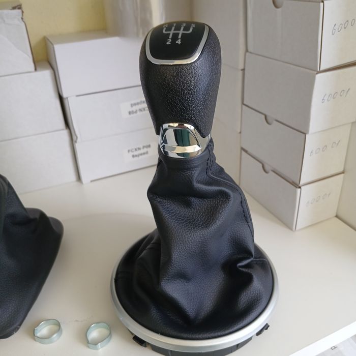 Skoda Fabia  1,2 ручка кпп