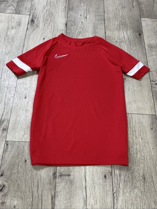 Nike dri-fit футболка 158-170 см XL размер подростковая красная