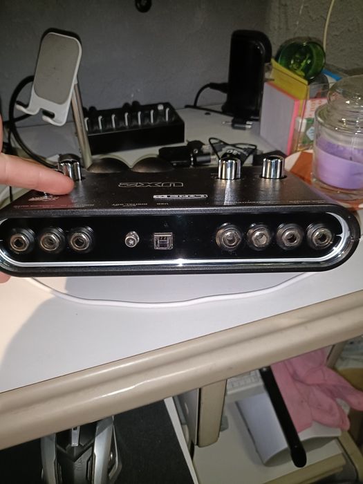 Interface de Áudio Line 6 TONEPORT UX 2
