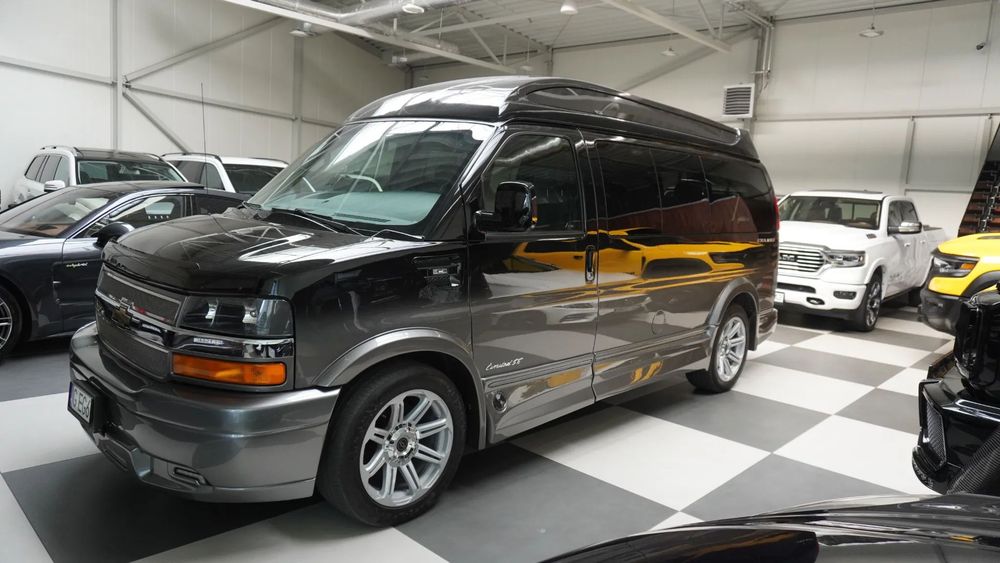 Chevrolet Express wersja europejska f.vat 23% Explorer van co 6.0 v8