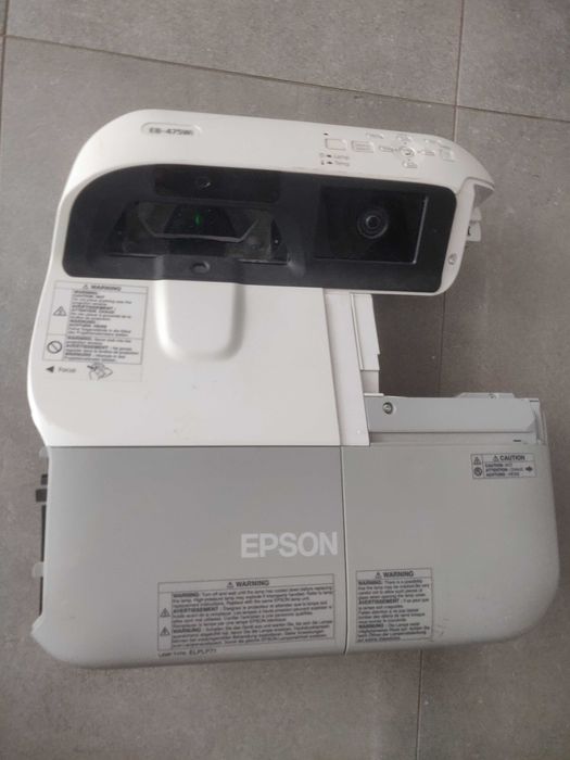 Epson eb475 projektor panoramiczny HDMI sprawny pilot WIFI