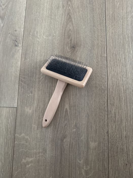 Szczotka do czesania psa / kota