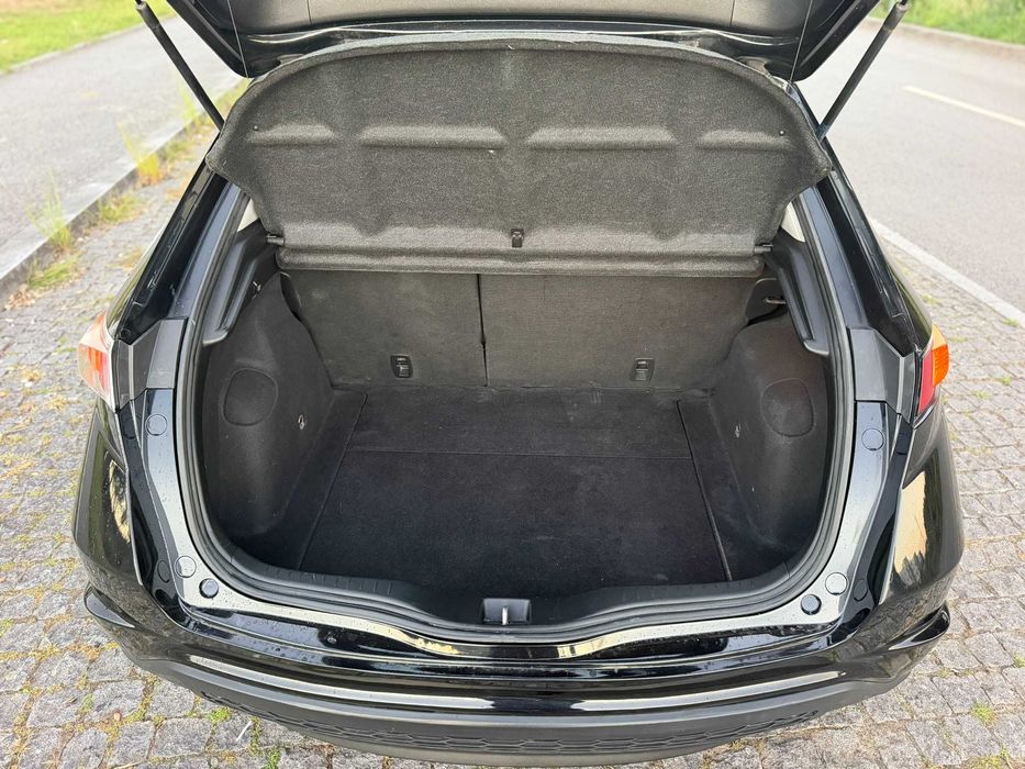 Honda Civic 1.4 i-DSI 200.000 kms