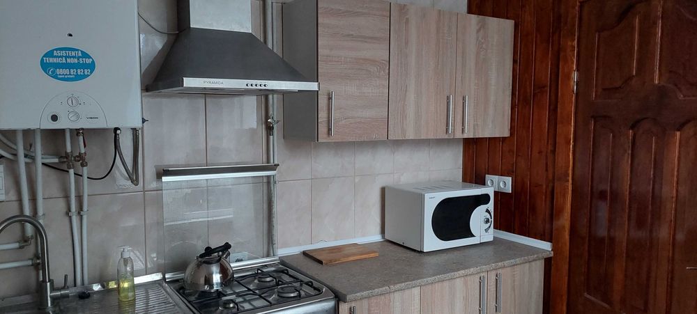 Сдаю посуточно, почасово 1-к квартиру р-н рынок Колос, Автовокзал.