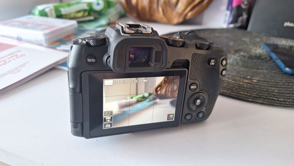 obiektyw Canon RF 24 mm f/1.8 Macro IS STM