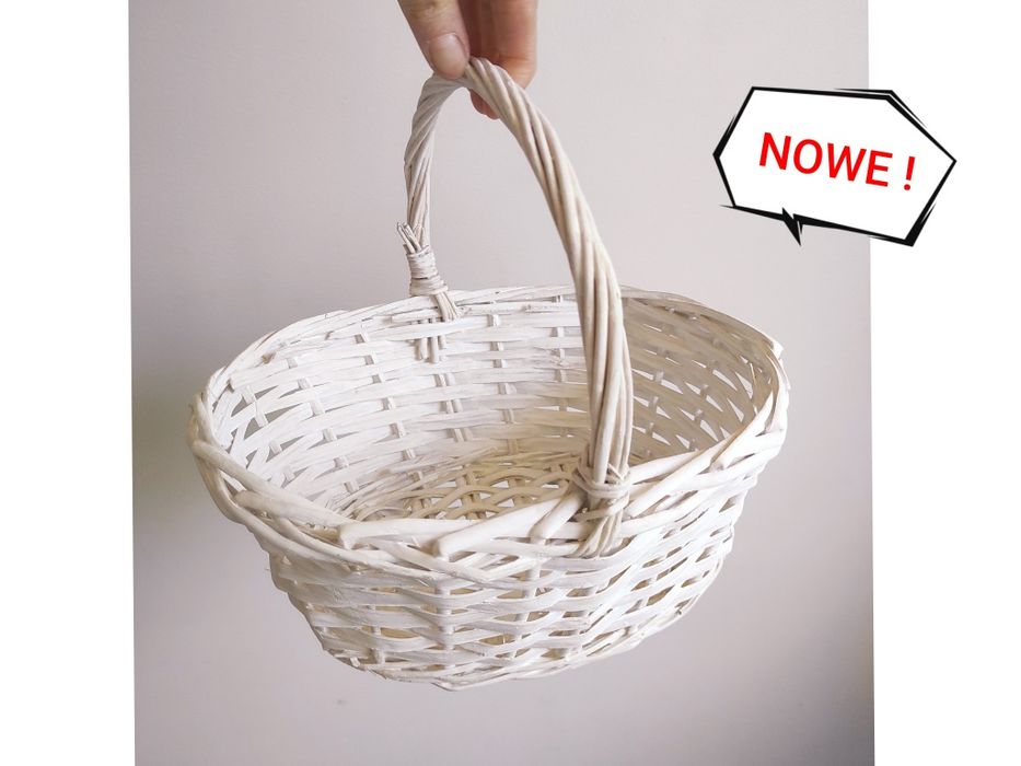 NOWY mały  biały koszyk wiklinowy  wielkanocny / prezentowy /