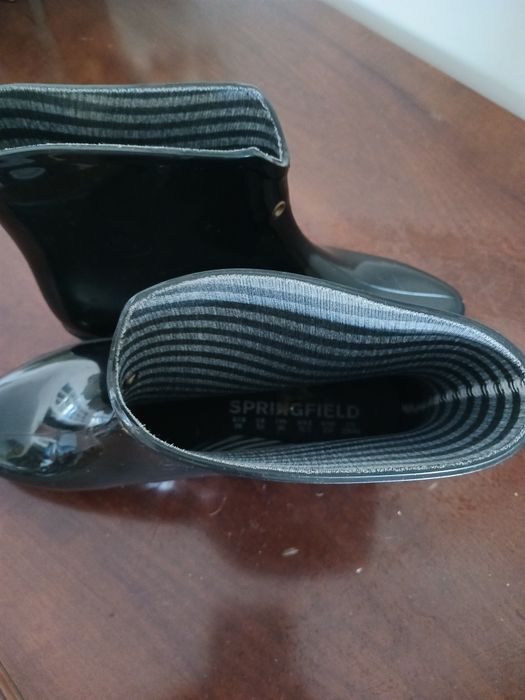 Sapatos com cunha linha conforto