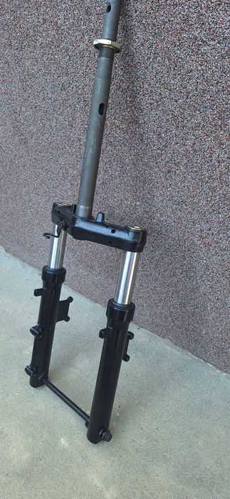 Sym Orbit 3, Jet 4 RX Zawieszenie Lagi.