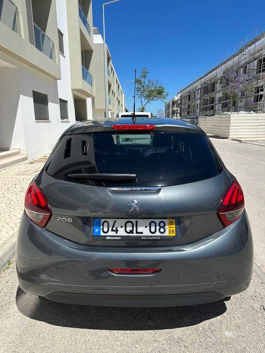 PEUGEOT 208 1.2 PureTech — APENAS 17.972 KM