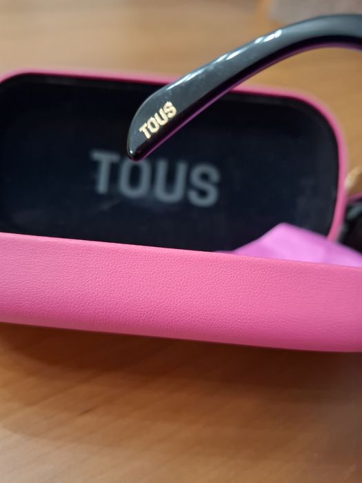 Óculos Sol "Tous" sem uso. Excelente estado e preço. Boa oportunidade