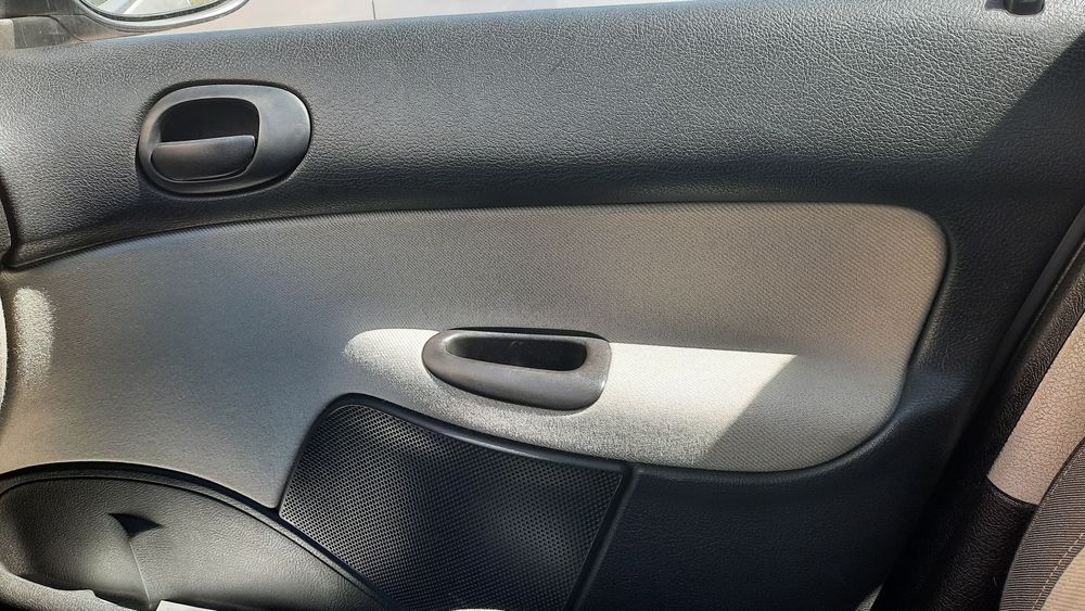 Peugeot 206 com 176 mil km