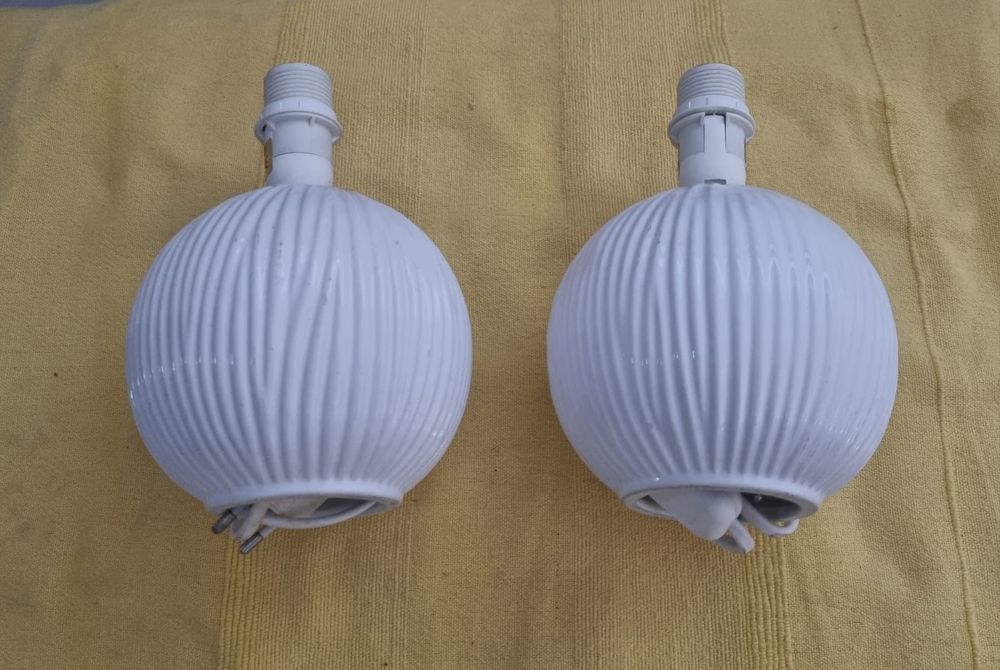 2 Bedside Lamps in Good Condition