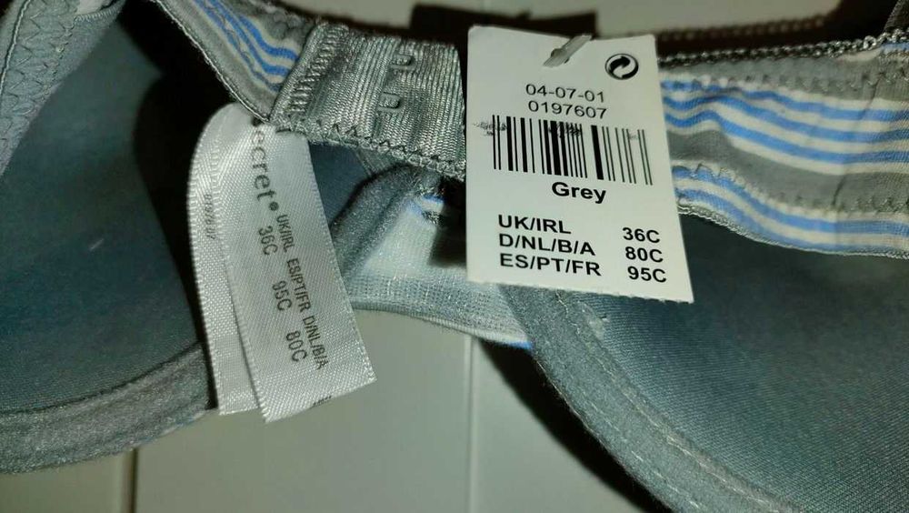 Wygodny biustonosz na co dzień No Secret 80 C nowy