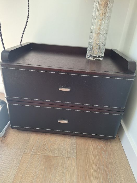 Szafki nocne drewniane w kolorze wenge