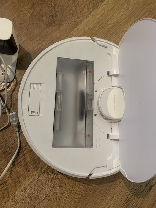 Робот пилосос dreame