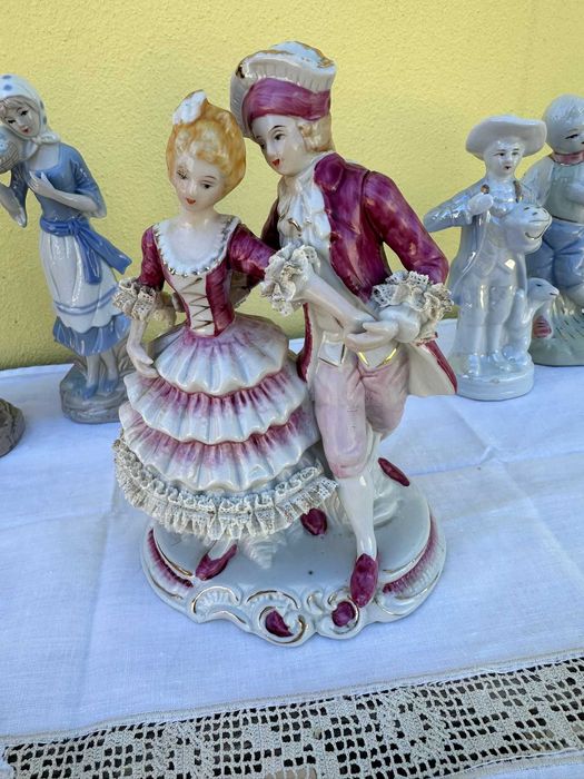 Figuras em porcenalana