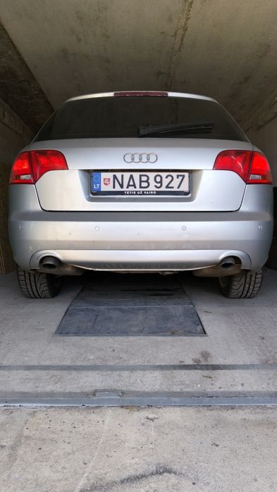 Продаж ауді а4б7