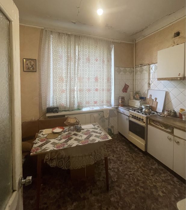 10000 у.о Продаж 1 кім квартири вул Сєдова 4/5