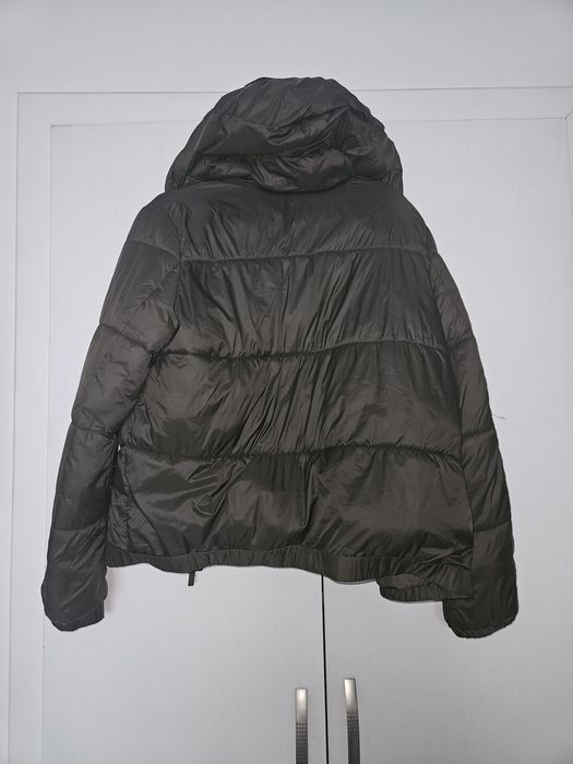 Kurtka puchowa z kapturem w kolorze khaki Primark rozmiar S