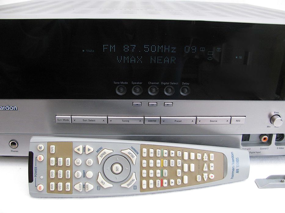 Amplituner Harman Kardon AVR 130