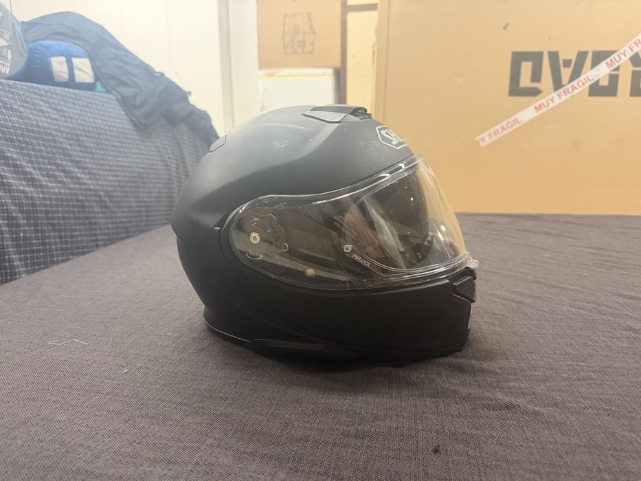 Capacete Shoei neotec 3
