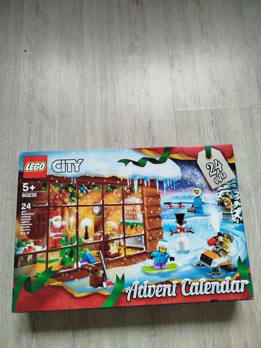 LEGO 60235 City Kalendarz adwentowy
