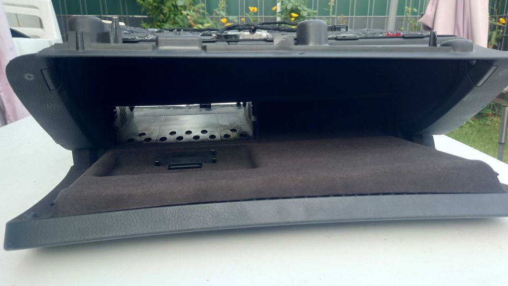 Schowek Pasażera A6 C6