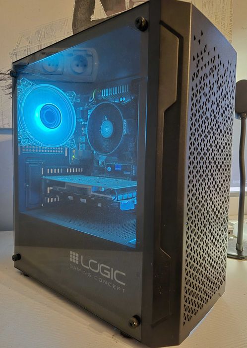 Komputer stacjonarny •GTX 1050 Ti•16GB RAM•SSD 256 GB + monitor DELL 2