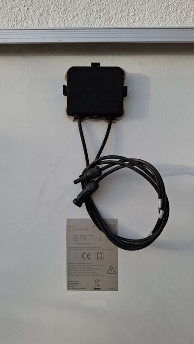 Painéis Solares com micro-inversores e cabos de ligação, só instalar